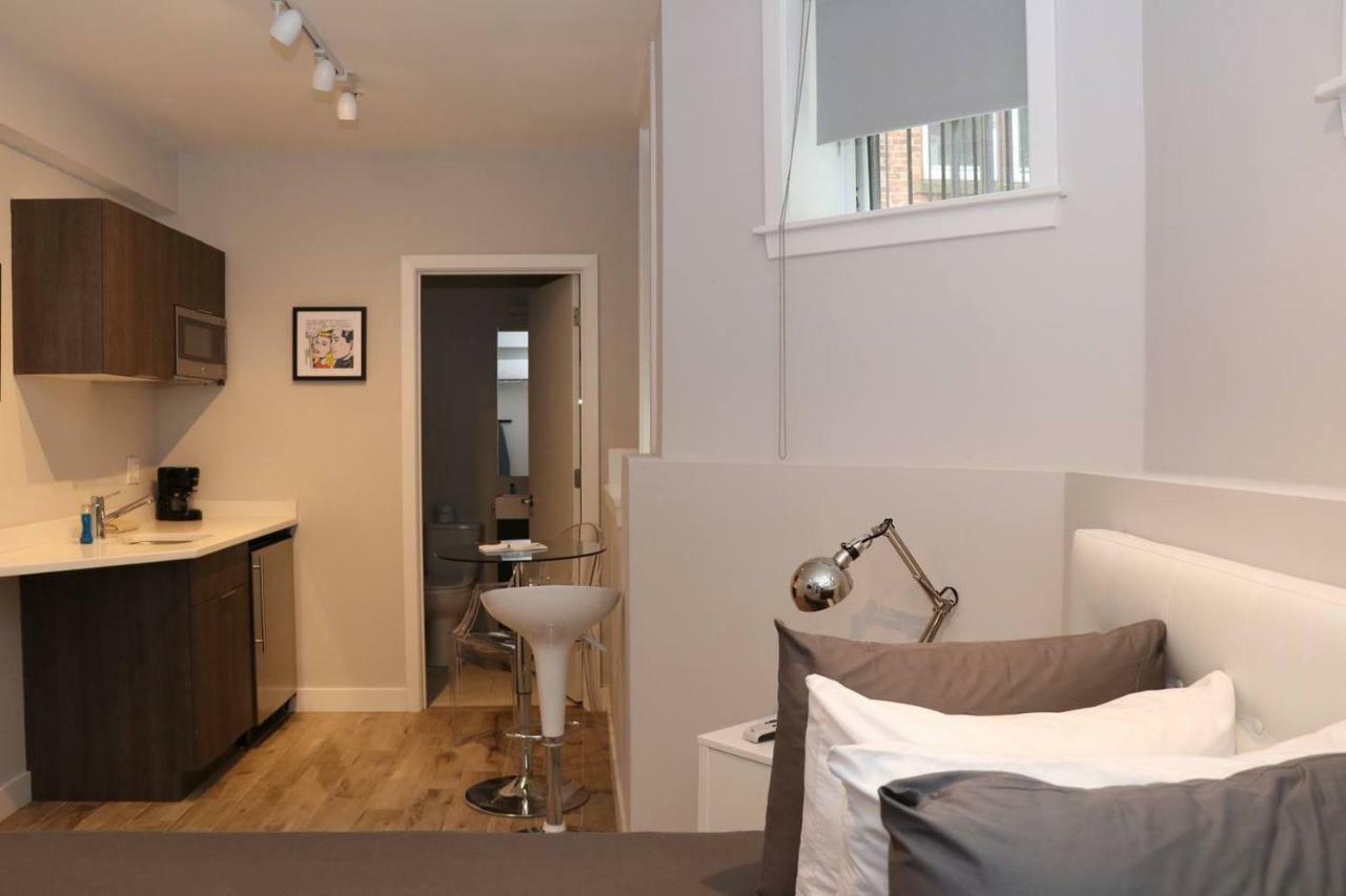 A Stylish Stay W/ A Queen Bed, Heated Floors.. #3 브루클라인 외부 사진